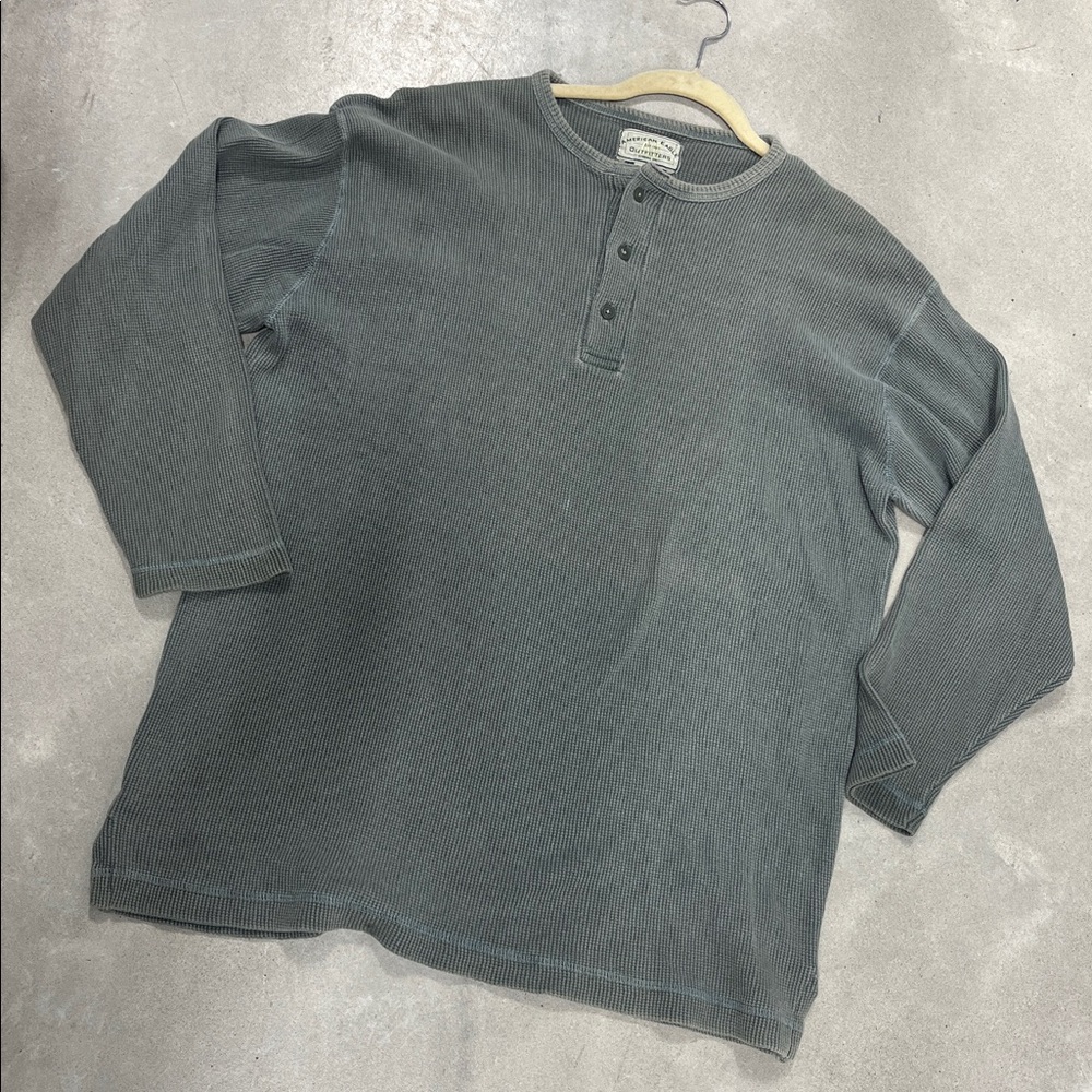 VTG American Eagle Outfitters Long-Sleeve Waffle Henley